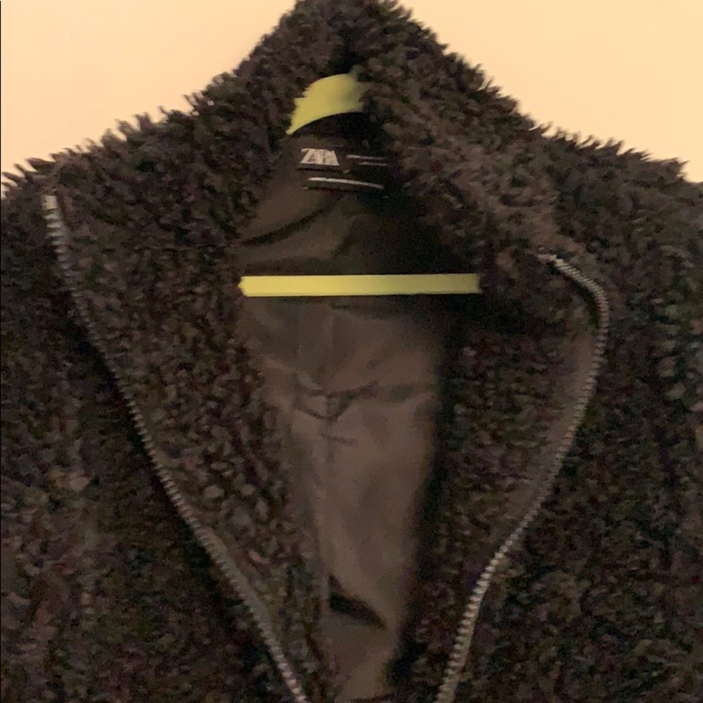 Zara Jacket - Picture 2 of 7